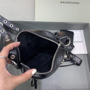 Replica Balenciaga Cagole Crossbody 6 Replica Balenciaga Cagole Crossbody - high-accuracy replica luxury purse