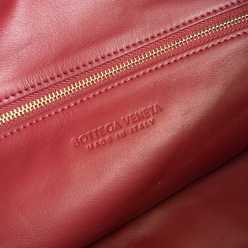 Replica Bottega Veneta Hop Large 8 Replica Bottega Veneta Hop Large - high-end fake designer purse