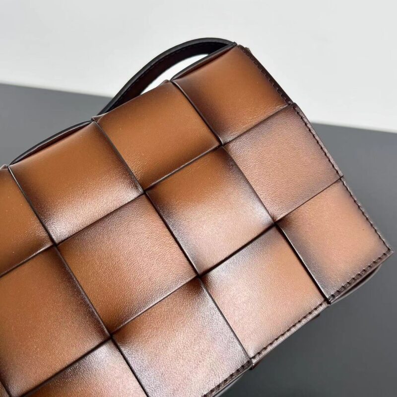 Replica Bottega Veneta Cassette 2.0 Brown 8 Replica Bottega Veneta Cassette 2.0 Brown - best quality luxury bag dupe
