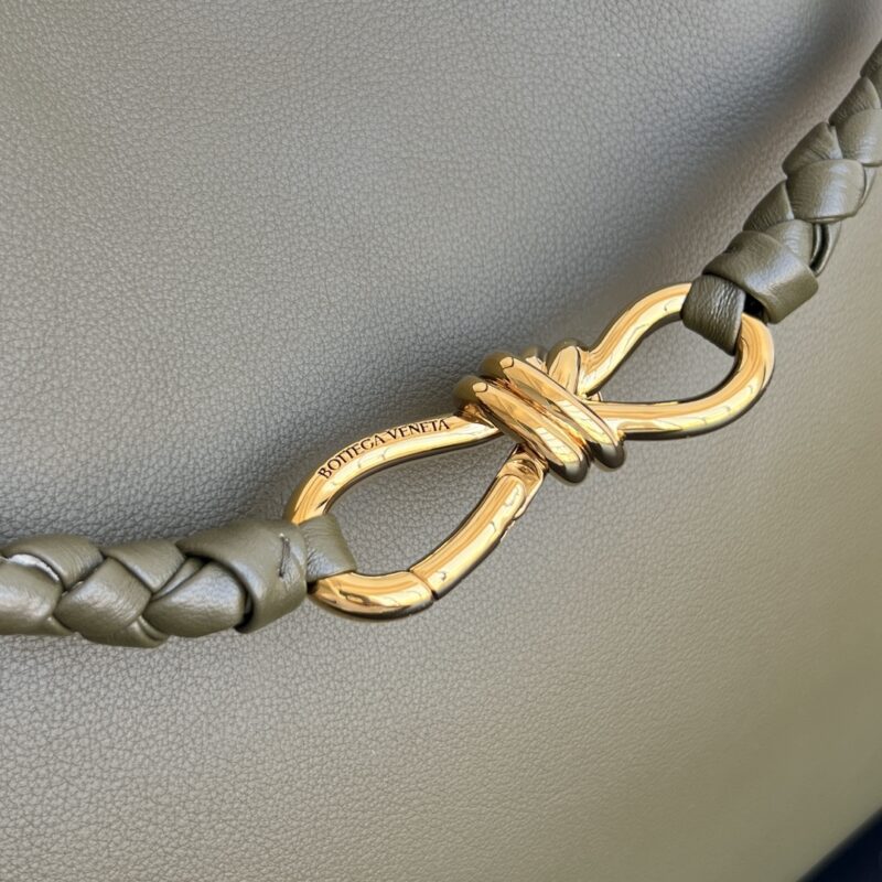 Replica Bottega Veneta Andiamo Full Leather 7 Replica Bottega Veneta Andiamo Full Leather - best-selling designer handbag dupe