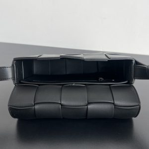 Replica Bottega Veneta Cassette 2.0 Black - high-accuracy replica luxury purse