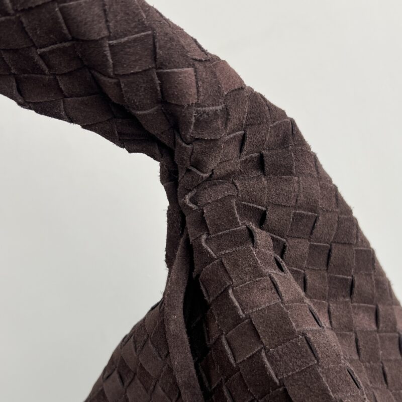 Replica Bottega Veneta Hop Large Suede 5 colors 7 Replica Bottega Veneta Hop Large Suede 5 colors - realistic designer-inspired fake bag