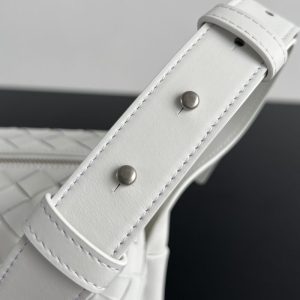 Replica Bottega Veneta Loop Camera Bag 3 Replica Bottega Veneta Loop Camera Bag - 1:1 designer replica handbag
