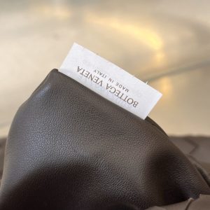Replica Bottega Veneta Hop Mini Dark Brown 7 Replica Bottega Veneta Hop Mini - premium 1:1 fake handbag model