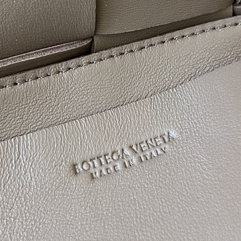 Replica Bottega Veneta Cassette Belt Bag All Colors 9 Replica Bottega Veneta Cassette Belt Bag All Colors - best-selling designer handbag dupe