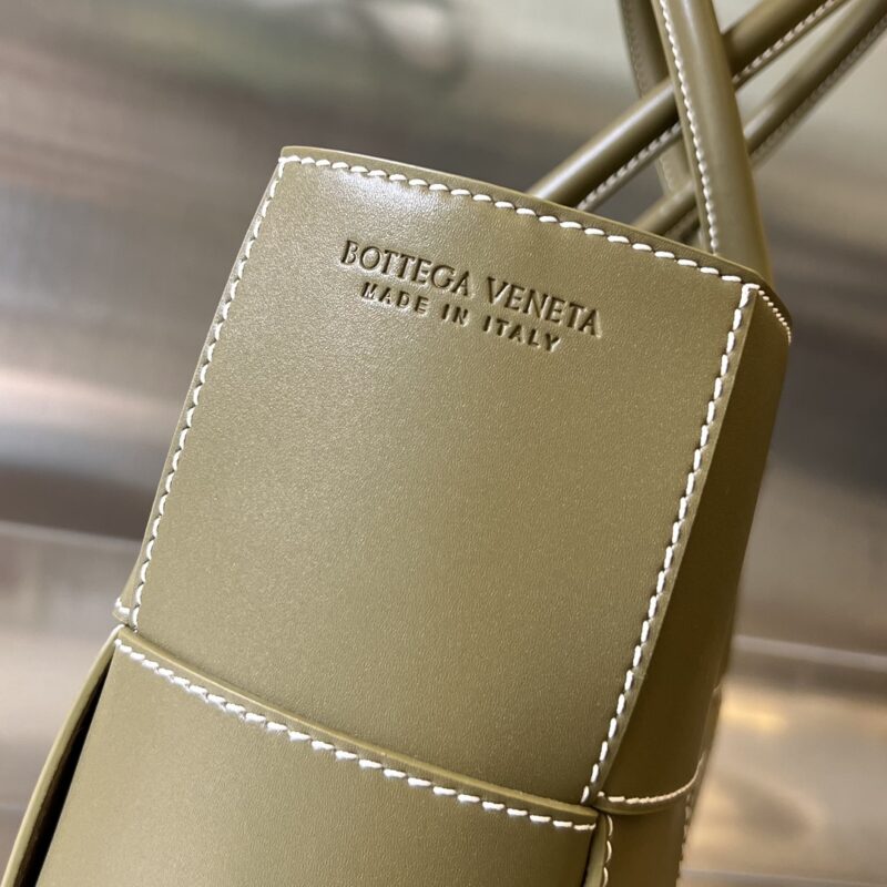 Replica Bottega Veneta Arco Tote Milk Tea 9 Replica Bottega Veneta Arco Tote - 1:1 designer replica handbag