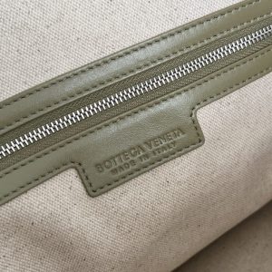 Replica Bottega Veneta Gateway Briefcase Beige 8 Replica Bottega Veneta Gateway Briefcase - high-end fake designer purse