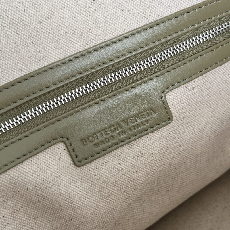 Replica Bottega Veneta Gateway Briefcase Beige 8 Replica Bottega Veneta Gateway Briefcase - high-end fake designer purse