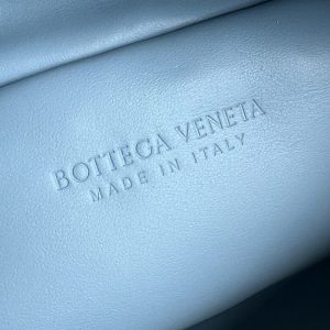 Replica Bottega Veneta Shoulder Bag 4 Replica Bottega Veneta Shoulder Bag - ultra-realistic fake designer tote