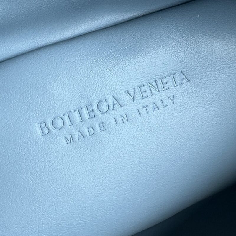 Replica Bottega Veneta Shoulder Bag 4 Replica Bottega Veneta Shoulder Bag - ultra-realistic fake designer tote
