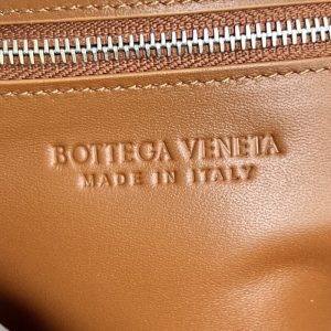 Replica Bottega Veneta Cassette 2.0 Brown 10 Replica Bottega Veneta Cassette 2.0 Brown - premium 1:1 fake handbag model
