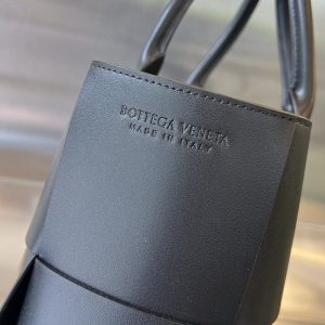 Replica Bottega Veneta Arco All Colors 18 Replica Bottega Veneta Arco All Colors - near-authentic luxury replica handbag