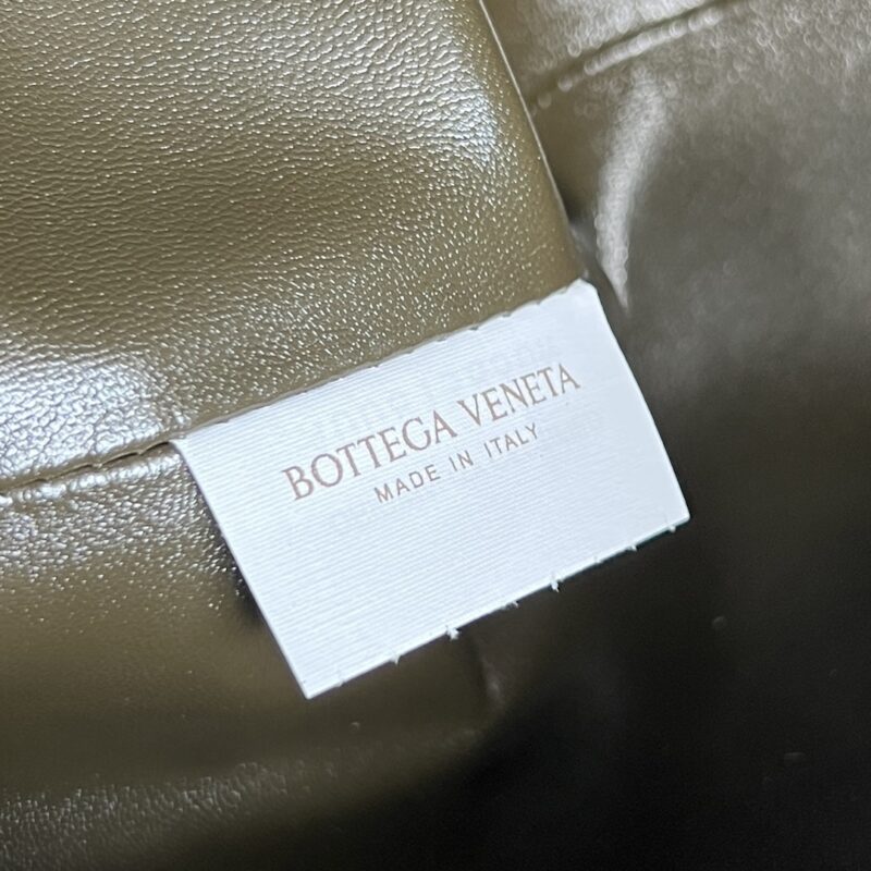 Replica Bottega Veneta Wallace Lunch Bag 10 Replica Bottega Veneta Wallace Lunch Bag - high-quality designer bag clone