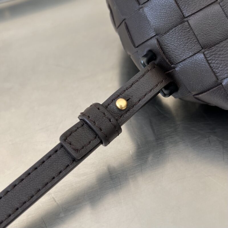 Replica Bottega Veneta Hop Mini Dark Brown 9 Replica Bottega Veneta Hop Mini - ultra-realistic fake designer tote