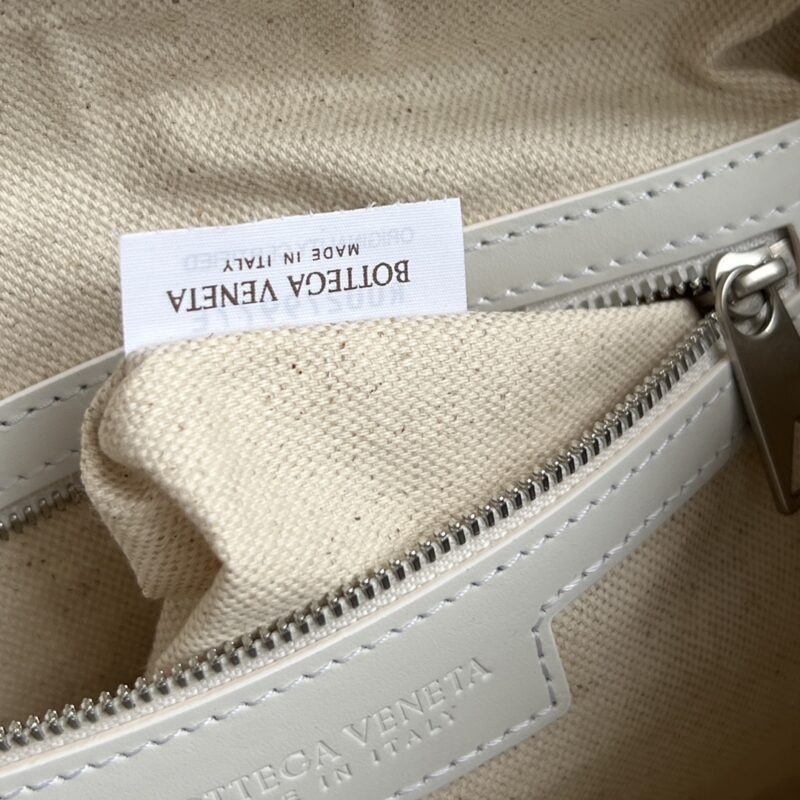 Replica Bottega Veneta Loop Camera Bag 9 Replica Bottega Veneta Loop Camera Bag - high-quality designer bag clone