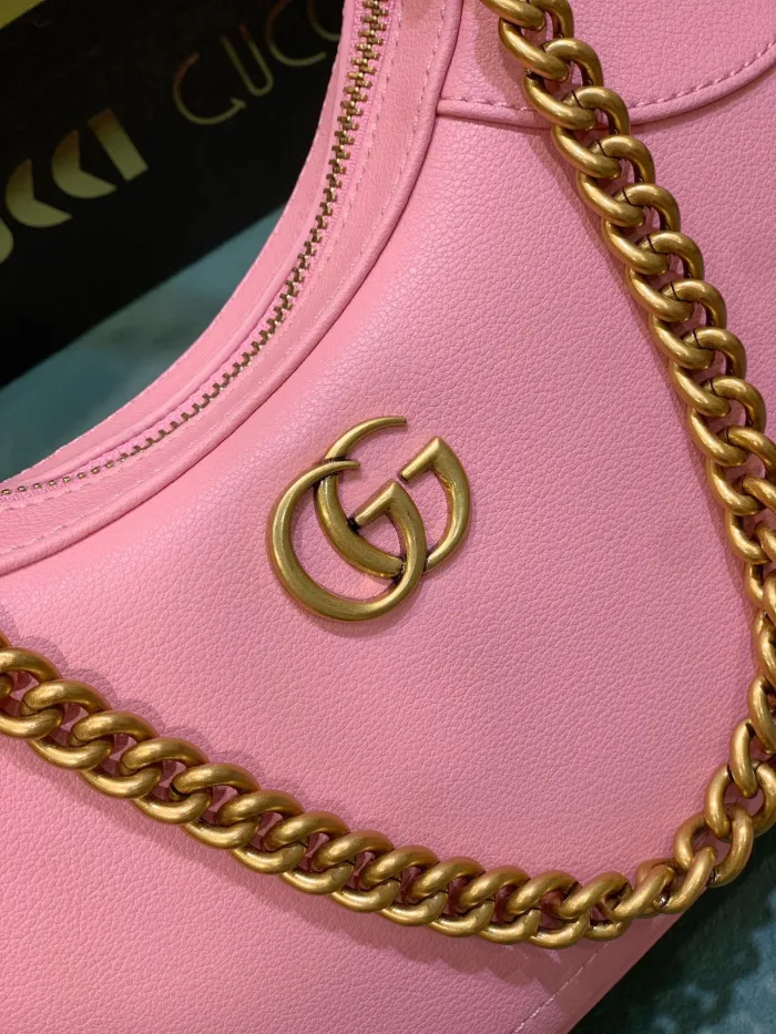 Replica GUCCI APHRODITE MEDIUM SHOULDER BAG 35 Replica GUCCI APHRODITE SMALL SHOULDER BAG - near-authentic luxury replica handbag
