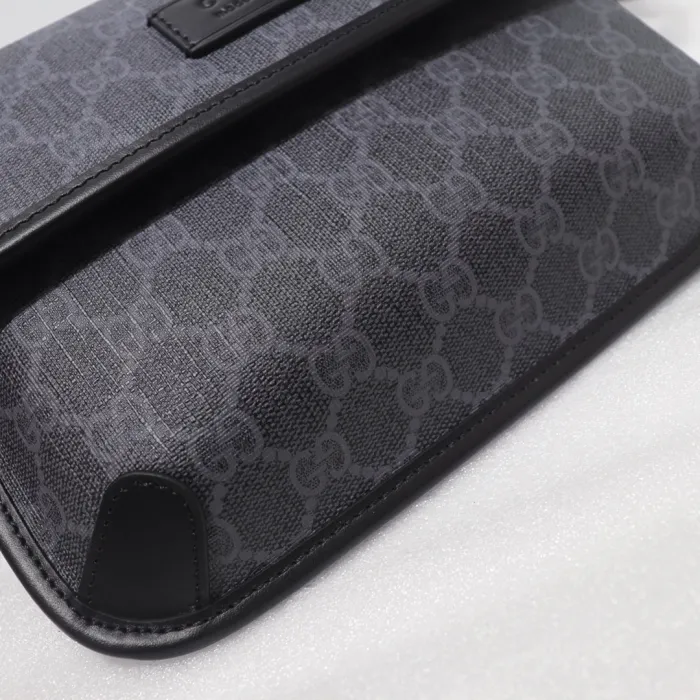 Replica GUCCI NEO VINTAGE GG SUPREME BELT BAG 15 Replica GUCCI NEO VINTAGE GG SUPREME BELT BAG - best-selling designer handbag dupe