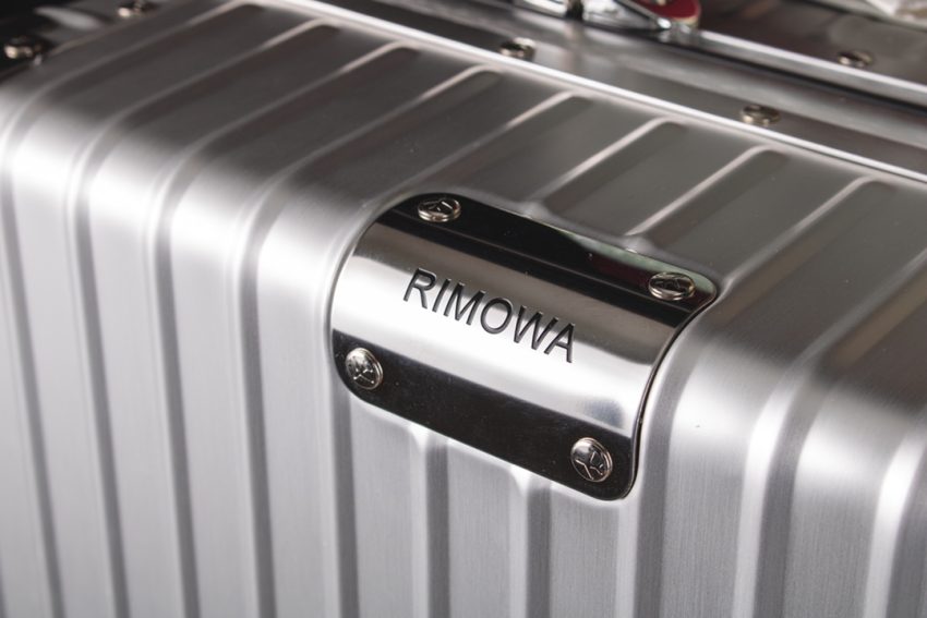 Replica Rimowa Classic Suitcase 10 Replica Rimowa Classic Suitcase - best-selling designer handbag dupe