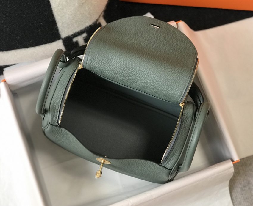 Replica Hermes Lindy Almond Green 6 Replica Hermes Lindy Almond Green - ultra-realistic fake designer tote