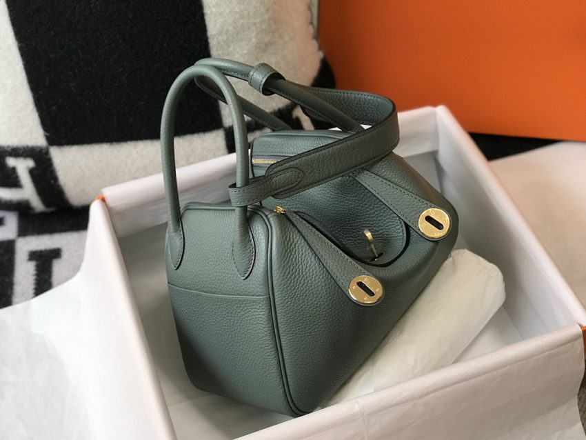 Replica Hermes Lindy Almond Green 1 Replica Hermes Lindy Almond Green - high-accuracy replica luxury purse