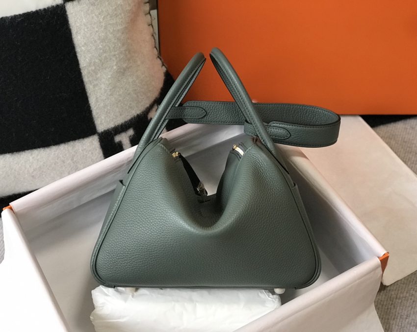 Replica Hermes Lindy Almond Green 9 Replica Hermes Lindy Almond Green - ultra-realistic fake designer tote