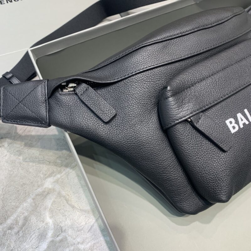 Replica Balenciaga Everyday Bag Black 7 Replica Balenciaga Everyday Bag Black - realistic designer-inspired fake bag