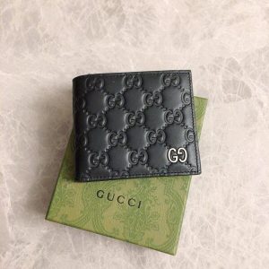 Replica Gucci Marmont GG Wallet Black 1 Replica Gucci Marmont GG Wallet Black - realistic designer-inspired fake bag