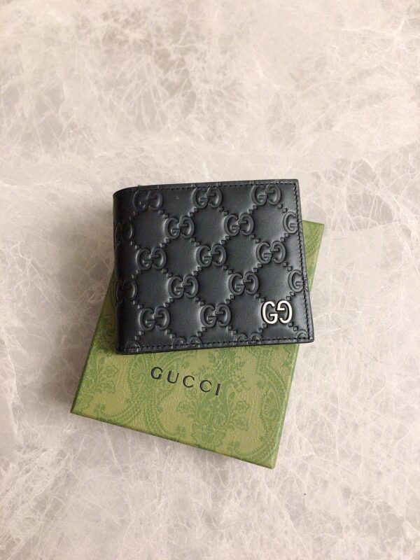 Replica Gucci Marmont GG Wallet Black 1 Replica Gucci Marmont GG Wallet Black - realistic designer-inspired fake bag