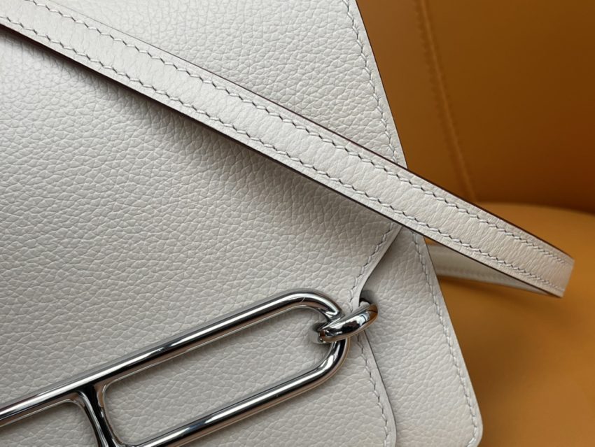 Replica Hermes Sac Roulis White 4 Replica Hermes Sac Roulis White - realistic designer-inspired fake bag