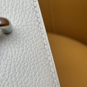 Replica Hermes Sac Roulis White 2 Replica Hermes Sac Roulis White - top-rated replica designer bag