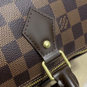 Replica Louis Vuitton Speedy Brown Grid 12 Replica Louis Vuitton Speedy Brown Grid - realistic designer-inspired fake bag