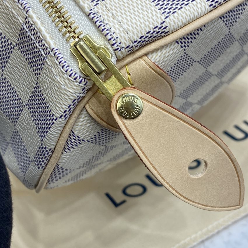 Replica Louis Vuitton Speedy White Grid 10 Replica Louis Vuitton Speedy White Grid - top-tier luxury replica shoulder bag