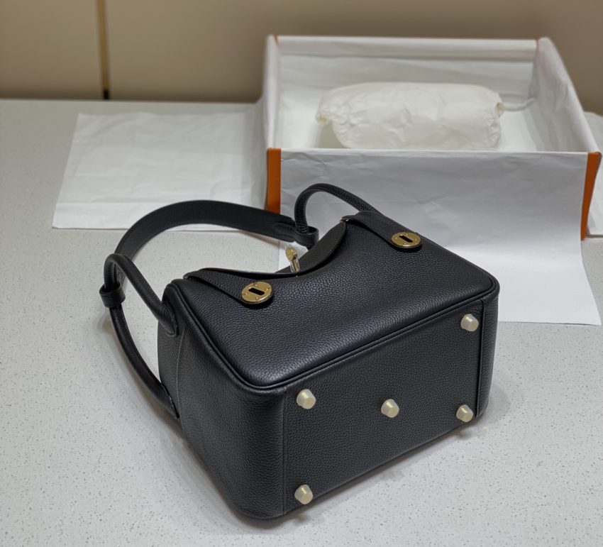 Replica Hermes Lindy Black 5 Replica Hermes Lindy Black - best-selling designer handbag dupe