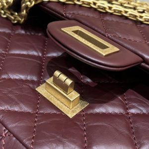 Replica CHANEL 2.55 Bag Red 2 Replica CHANEL 2.55 Bag Red - top-tier luxury replica shoulder bag