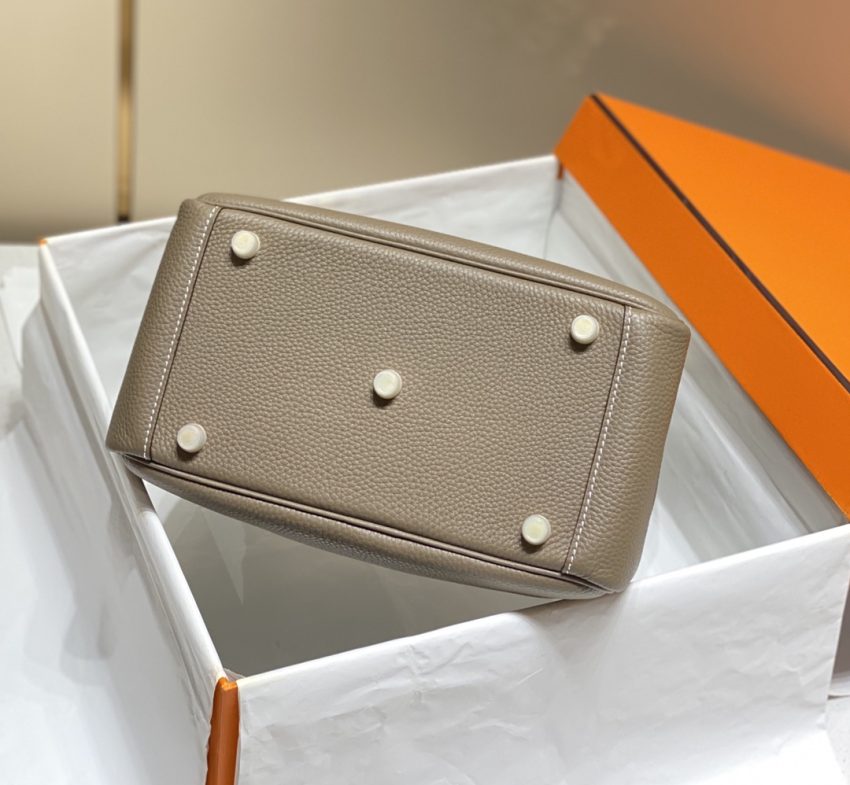 Replica Hermes Lindy Elephant Gray 3 Replica Hermes Lindy Elephant Gray - high-accuracy replica luxury purse