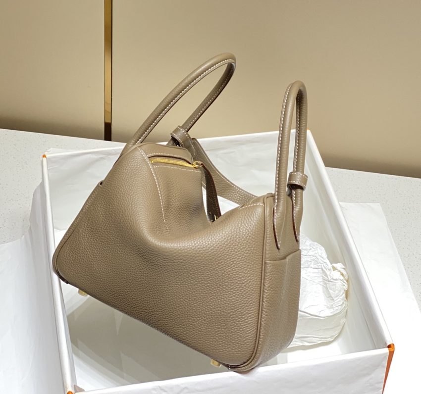 Replica Hermes Lindy Elephant Gray 6 Replica Hermes Lindy Elephant Gray - near-authentic luxury replica handbag