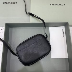 Replica Balenciaga Camera Bag 4 Replica Balenciaga Camera Bag - realistic designer-inspired fake bag
