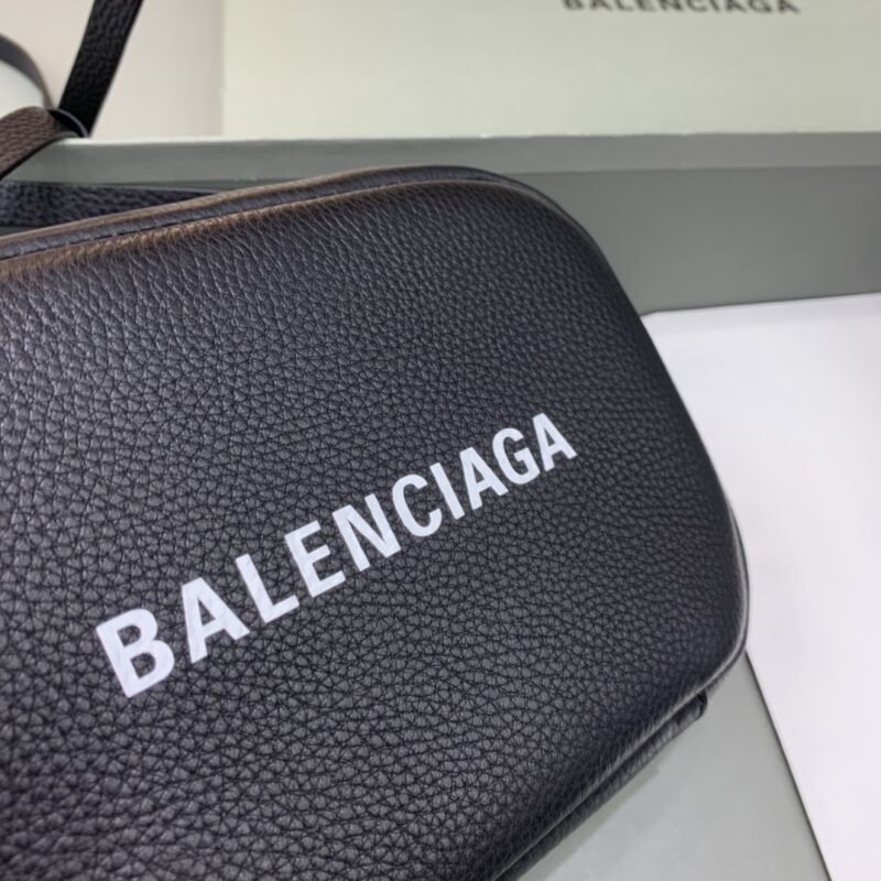 Replica Balenciaga Camera Bag 3 Replica Balenciaga Camera Bag - high-end fake designer purse