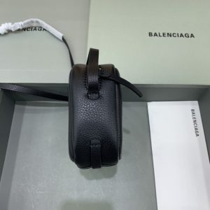 Replica Balenciaga Camera Bag 2 Replica Balenciaga Camera Bag - ultra-realistic fake designer tote