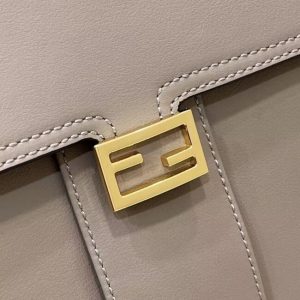 Replica Fendi Peekaboo With Patch Pocket Beige 6 Replica Fendi Peekaboo With Patch Pocket Beige - ultra-realistic fake designer tote