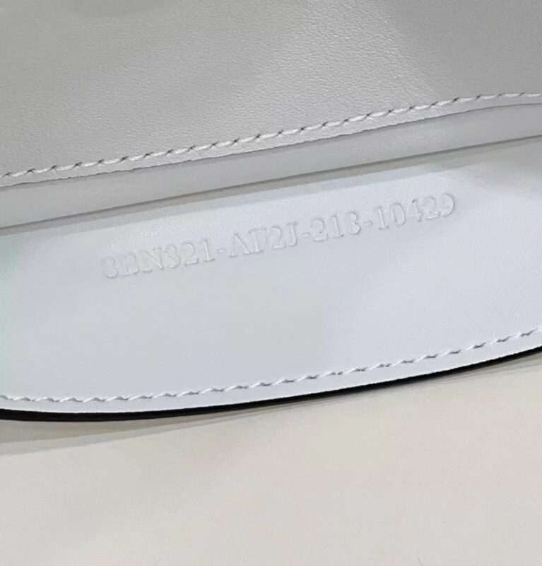 Replica Fendi Peekaboo With Patch Pocket White 3 Replica Fendi Peekaboo With Patch Pocket White - authentic-look luxury purse replica