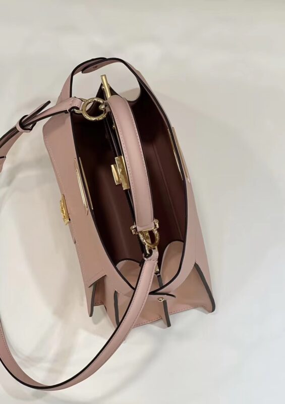 Replica Fendi Peekaboo With Patch Pocket Pink 8 Replica Fendi Peekaboo With Patch Pocket Pink - high-end fake designer purse
