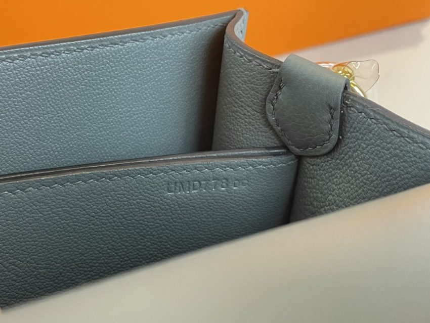 Replica Hermes Sac Roulis Almond Green 3 Replica Hermes Sac Roulis Almond Green - premium-grade designer purse dupe