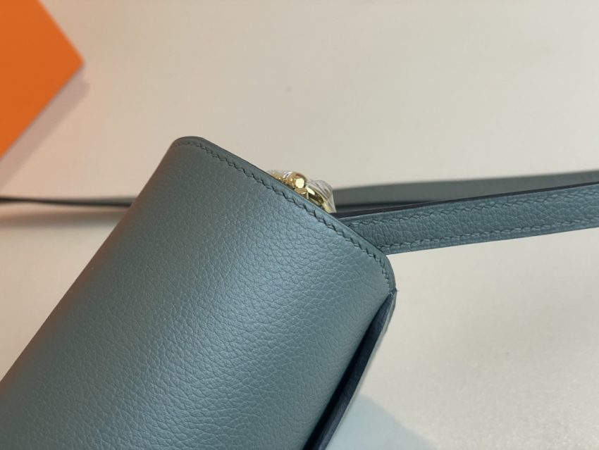 Replica Hermes Sac Roulis Almond Green 5 Replica Hermes Sac Roulis Almond Green - 1:1 designer replica handbag