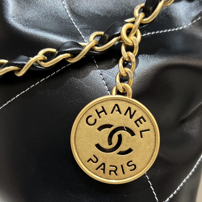 Replica CHANEL 22 Small Handbag Black 9 Replica CHANEL 22 Small Handbag Black - top-tier luxury replica shoulder bag