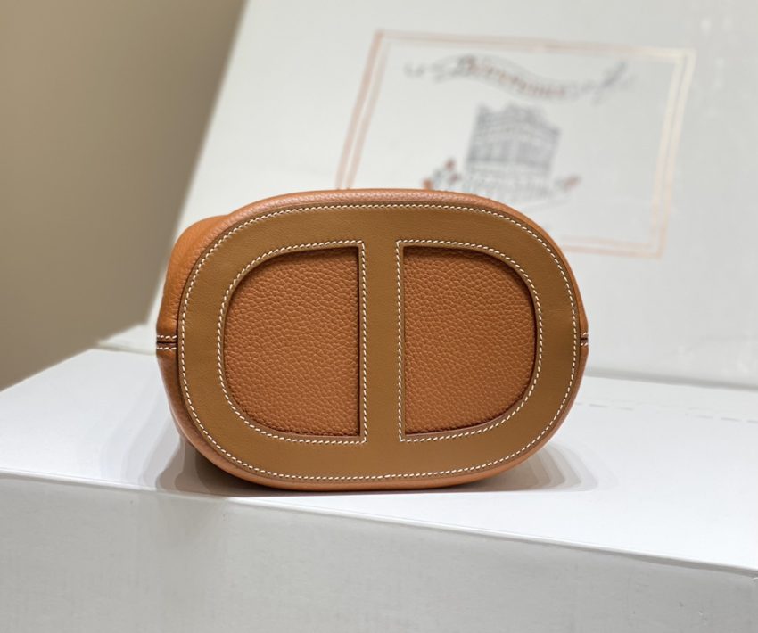 Replica Hermes The Loop Brown 5 Replica Hermes The Loop Brown - best-selling designer handbag dupe