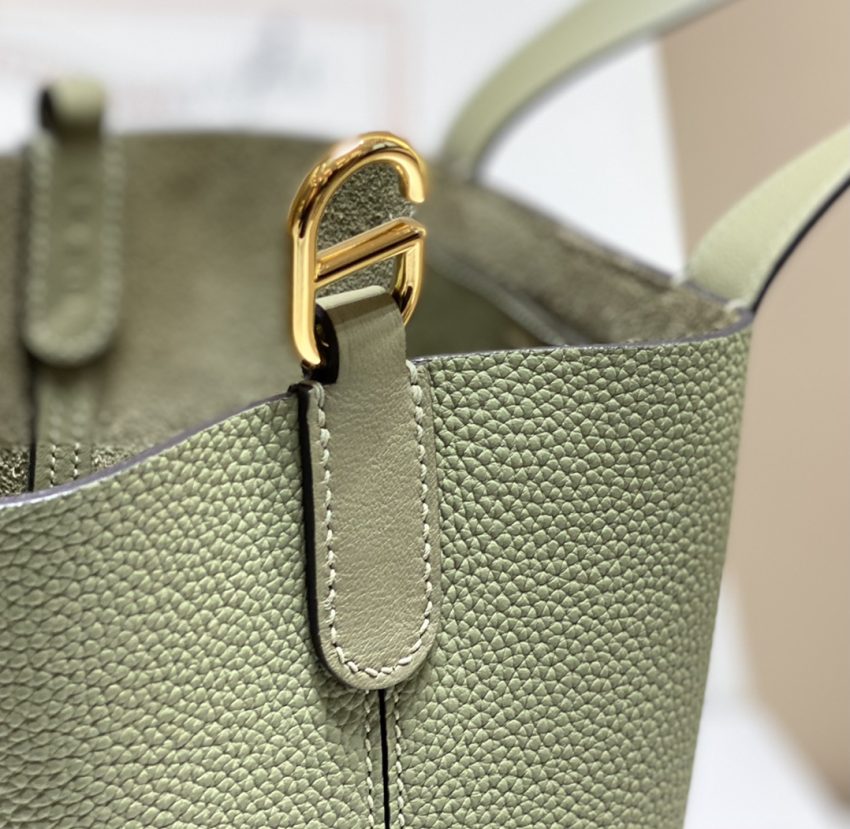 Replica Hermes The Loop Green - ultra-realistic fake designer tote
