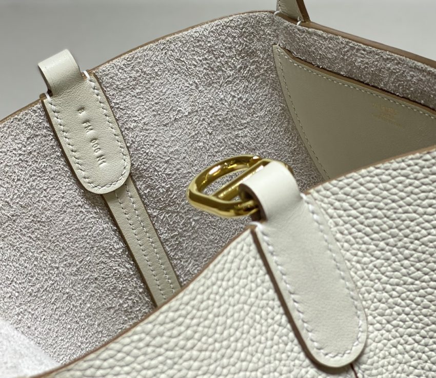 Replica Hermes The Loop White 5 Replica Hermes The Loop White - high-accuracy replica luxury purse