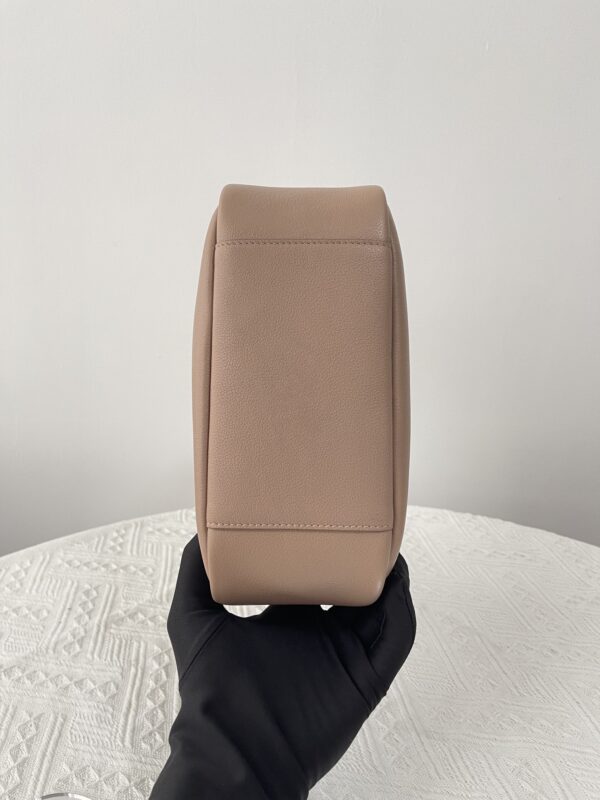 Replica YSL LE 5 A 7 Small 8 Replica YSL LE 5 A 7 Small - high-accuracy replica luxury purse