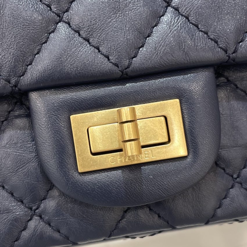 Replica CHANEL 2.55 Bag Blue 2 Replica CHANEL 2.55 Bag Blue - ultra-realistic fake designer tote